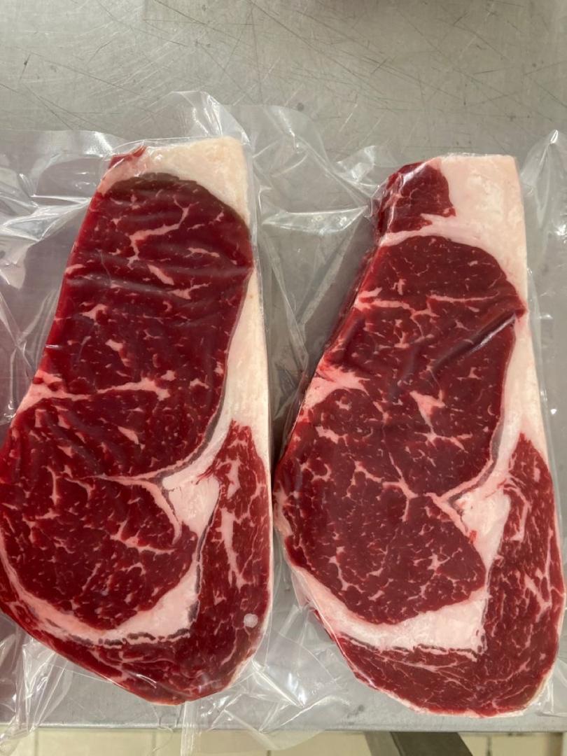HALF BEEF — 375 lbs Hanging Weight